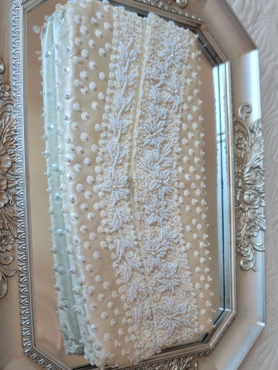 Handbags - Elegant Ivory Beaded Wall Panel - Decorative Home Accent